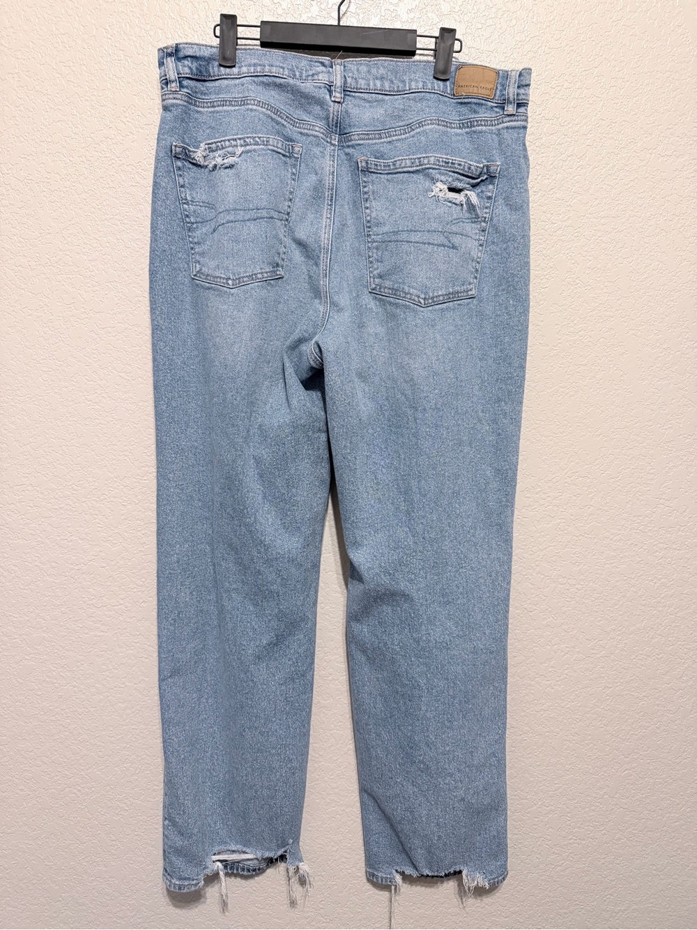 American Eagle Strigid Baggy Straight Jeans | Distressed High Rise Denim | 16 - Picture 7 of 14